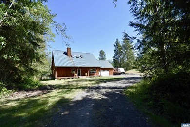 Discover the perfect blend of privacy, sunshine, and country - photo 1