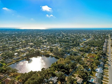 WELCOME TO THE HEART OF SOUTH VENICE - UPDATED, MOVE-IN READY - photo 27