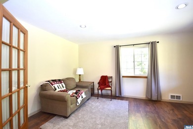 Discover the perfect blend of privacy, sunshine, and country - photo 10