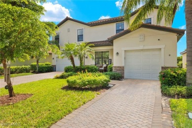 Lake Home For Sale in Fort Myers, Florida