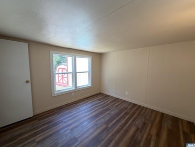 Well-kept and updated 2 bedroom, 1.75 bath manufactured home on - photo 8