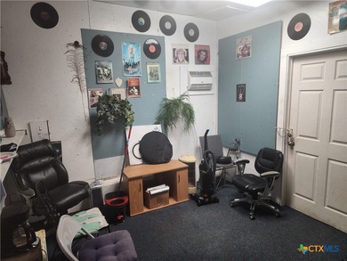 Positioned in one of New Braunfels' highest traffic commercial