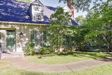 (private lake, pond, creek) Condo For Sale in Evansville Indiana