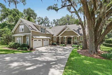 Gorgeous custom home located on the SouthWood Golf Course! This - photo 1