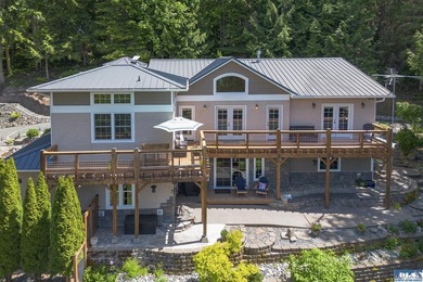 Welcome home to Tuscany North West! This beautiful custom home - photo 2