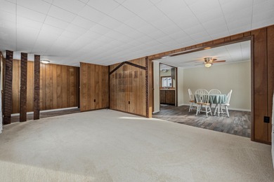 Serene Living & 4.5 Private Acres Minutes from the Belgrade