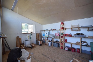 Beautiful & bright home with extensive upgrades & vaulted - photo 21