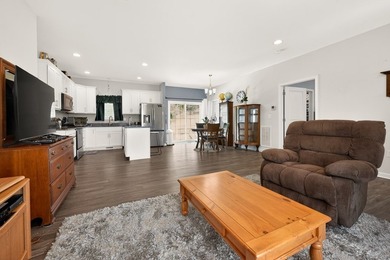 Beautiful, well-maintained 2020 modular home offering 3 bedrooms - photo 27