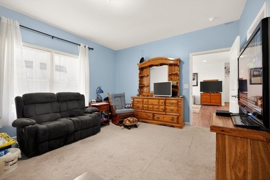 Beautiful, well-maintained 2020 modular home offering 3 bedrooms - photo 38