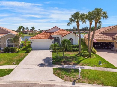 Lake Home Sale Pending in Lake Worth, Florida
