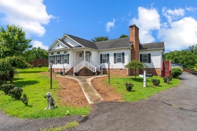Lake Home For Sale in Pulaski, Virginia