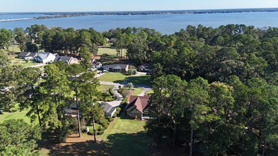 This beautiful brick home is perfectly situated on the scenic - photo 3