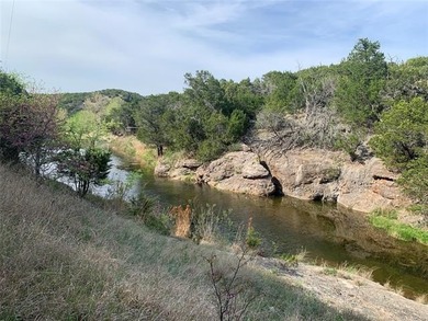 Sitting on 10.99 acres this Home away from Home Lodge has an - photo 6