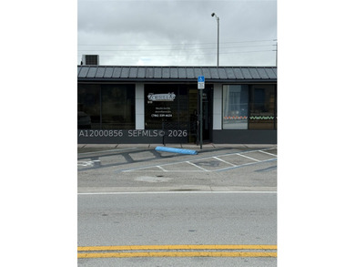 Well-established beauty salon opportunity located in a central - photo 3
