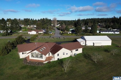 Beautiful & all encompassing views of the Olympic Mountains! - photo 4