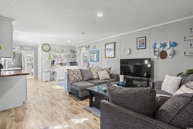 Welcome to 1525 Capella Lane in the desirable Crystal Lake - photo 2