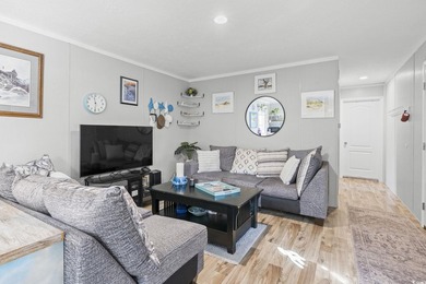 Welcome to 1525 Capella Lane in the desirable Crystal Lake - photo 3