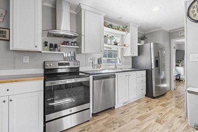 Welcome to 1525 Capella Lane in the desirable Crystal Lake - photo 6