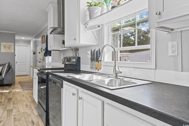 Welcome to 1525 Capella Lane in the desirable Crystal Lake - photo 7
