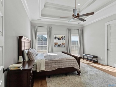 This beautifully upgraded 4BR/3.5BA home offers luxury finishes - photo 17