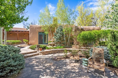 (private lake, pond, creek) Home For Sale in Santa Fe New Mexico