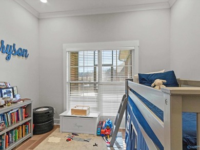 This beautifully upgraded 4BR/3.5BA home offers luxury finishes - photo 25