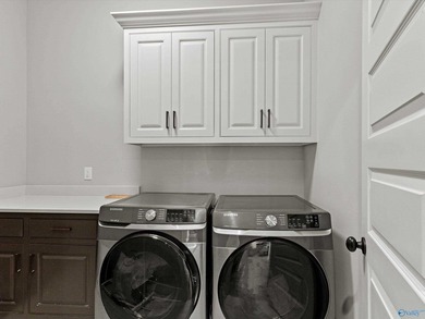This beautifully upgraded 4BR/3.5BA home offers luxury finishes - photo 28