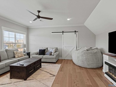 This beautifully upgraded 4BR/3.5BA home offers luxury finishes - photo 31