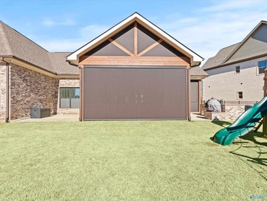 This beautifully upgraded 4BR/3.5BA home offers luxury finishes - photo 45
