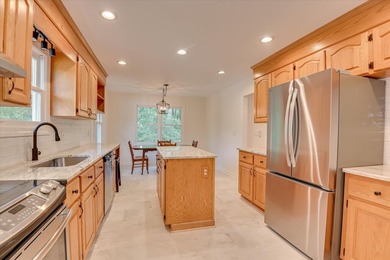 Beautiful Remodeled Home in Highly sought after TARA Subdivision - photo 9