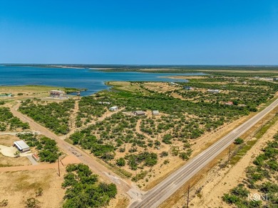 Looking for the perfect retreat on one of Texas' top fishing - photo 6