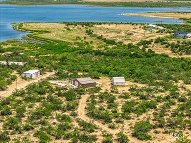 Looking for the perfect retreat on one of Texas' top fishing - photo 9