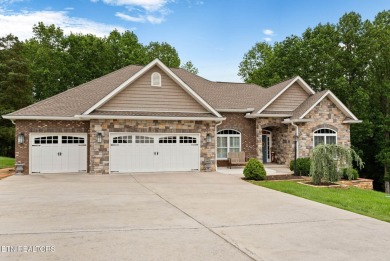 Lake Home For Sale in Loudon, Tennessee