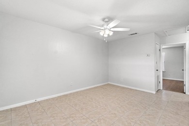 Apartment complex with 4 duplex units and 8 total rental units - photo 6
