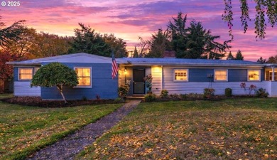 Columbia River - Clark County Home For Sale in Vancouver Washington