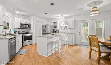 Experience the best of island living in this fully furnished - photo 2