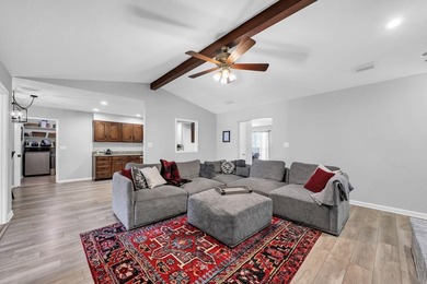 Welcome to highly sought-after Bluewater Bay, where charm - photo 10