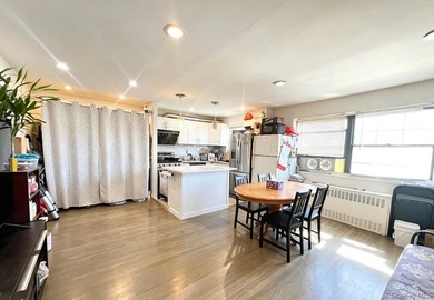 NO INTERVIEW / Garden-Style 1 Bedroom Coop for Sale in South - photo 1