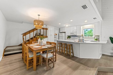 Gulf Views, Coastal Luxury & Plantation Living Wake up to the - photo 8