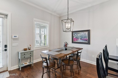 Rare opportunity to own a penthouse (top floor) in the Village - photo 9
