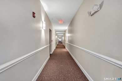 A rare 1,359 sq. ft. urban sanctuary! This luxury 3BR/2BA - photo 13