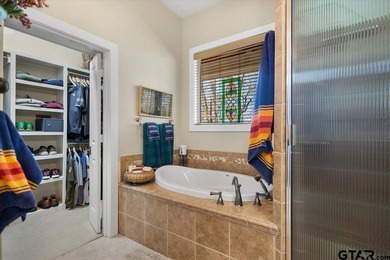 Experience the perfect blend of comfort, luxury, and East Texas - photo 21