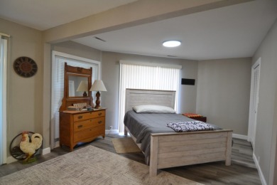 SPRAWLING LAKEFRONT HOME at its BEST! - photo 3