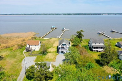 **This is  ULTIMATE river home & its being sold completely - photo 22