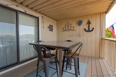 Beautifully maintained 2-bedroom, 2-bath condo at Parkside Place