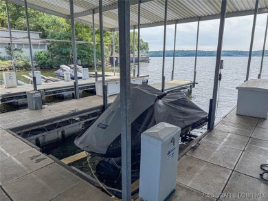 Beautifully maintained 2-bedroom, 2-bath condo at Parkside Place