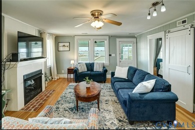 **This is  ULTIMATE river home & its being sold completely - photo 31