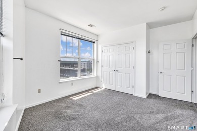 A rare 1,359 sq. ft. urban sanctuary! This luxury 3BR/2BA - photo 33