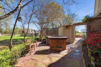 Experience the perfect blend of comfort, luxury, and East Texas - photo 36