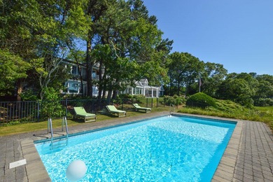 Exquisite Waterfront Estate in Exclusive Oyster Harbors: - photo 7
